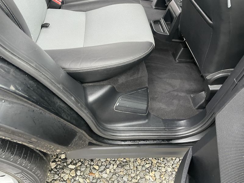 Land Rover Freelander 2.2TD4 160PS 4x4 136TKM SPORT! - fotka 147 z 201