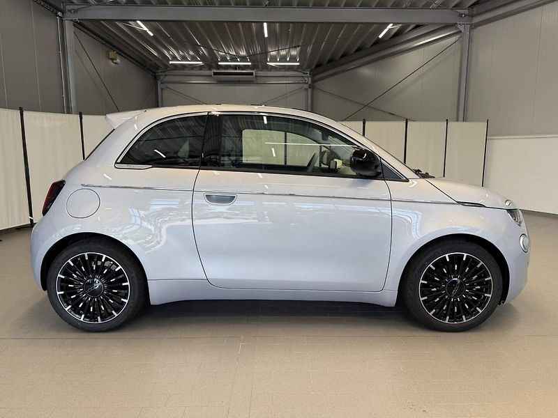 Fiat 500 (2026) La Prima Hybrid 1.0 BSG - fotka 5 z 5