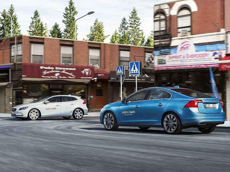 Volvo otevřelo jedinečný testovací areál AstaZero.