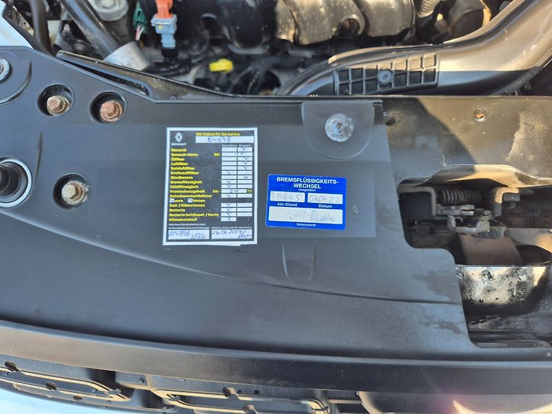 Dacia Duster (2019) 1.6 i 4x4 TOP STAV - fotka 25 z 25