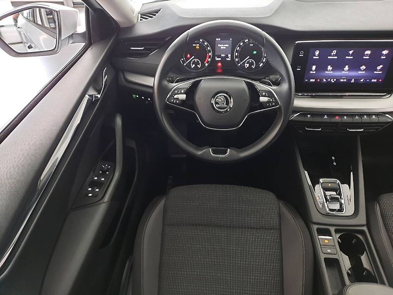 Škoda Octavia (2023) Combi 2.0 TDI (110kW/150k) DSG - fotka 10 z 25