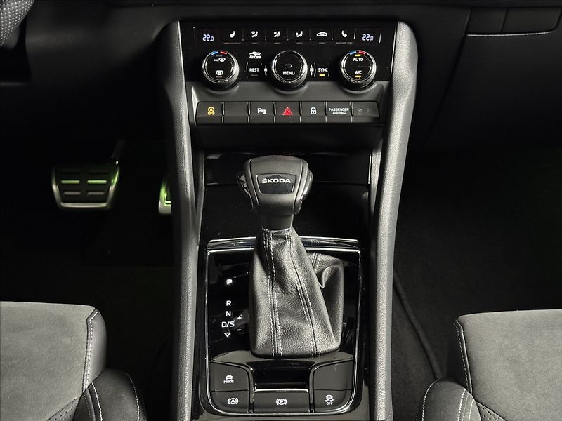 Škoda Kodiaq 2,0 TDi  DSG Sportline Virtual - fotka 18 z 47
