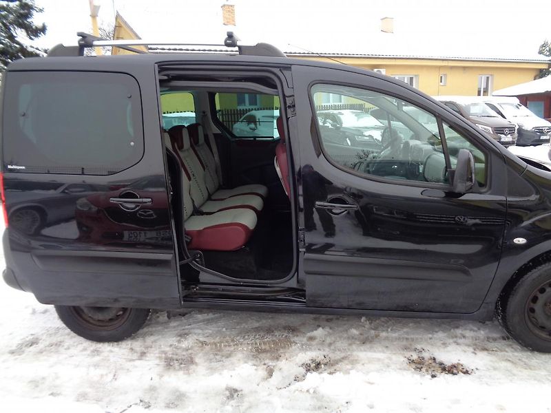 Citroën Berlingo 1,6 HDI  Multispace - fotka 9 z 17