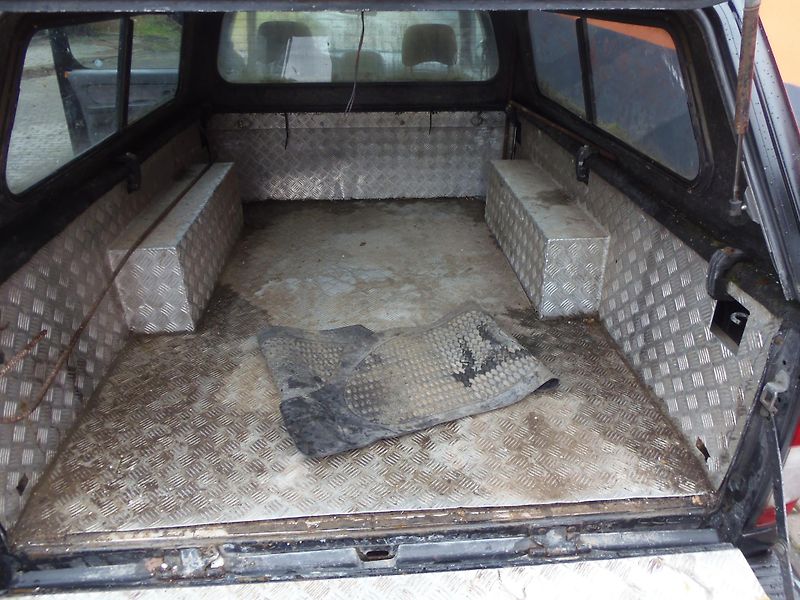 Nissan Navara (2004) 2.5 TD 4x4 dlouhá REZERVACE  - fotka 6 z 12