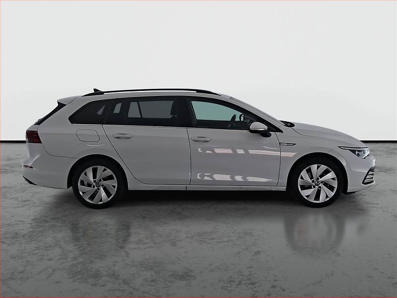 Volkswagen Golf (2021) 1.5 TSI - fotka 6 z 17