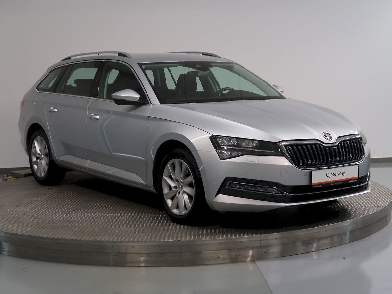 Škoda Superb (2021) STYLE  1.5TSI 110KW DSG - fotka 6 z 39