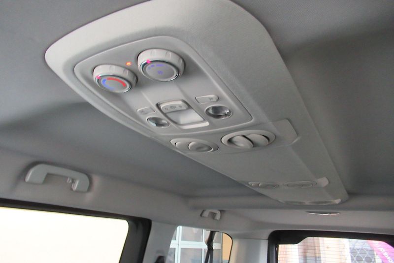 Citroën Jumpy SpaceTourer 8MÍST 1.MAJITEL - fotka 27 z 35