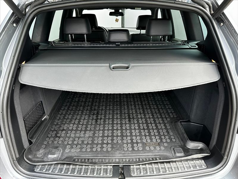 BMW X3 2,0 D 140kW-M PAKET-xDRIVE - fotka 15 z 39