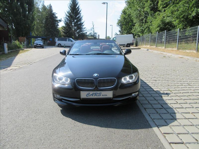 BMW Řada 3 325i 160Kw, Navi, 97 tis. Km. - fotka 6 z 42