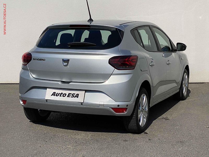 Dacia Sandero (2021) 1.0 SCe, ČR, LED, kamera - fotka 4 z 16