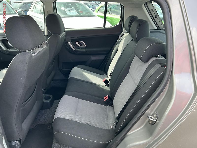 Škoda Fabia (2007) 1.6i 16V, ČR, AC, tempomat - fotka 9 z 13