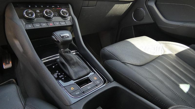 Škoda Kodiaq 2.0 TDI 110 kW L&K 4x4 DSG - fotka 6 z 27