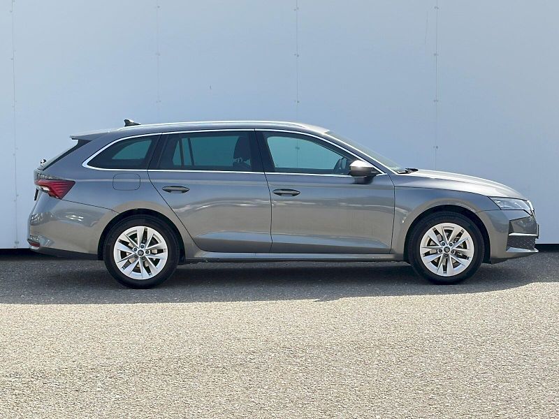 Škoda Octavia (2025) Combi M-HEV DSG 1.5 / 110kW / - fotka 8 z 35