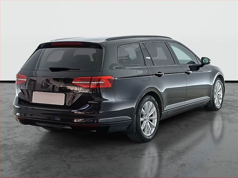 Volkswagen Passat (2016) 2.0 TDI, Automat, Kůže - fotka 5 z 19