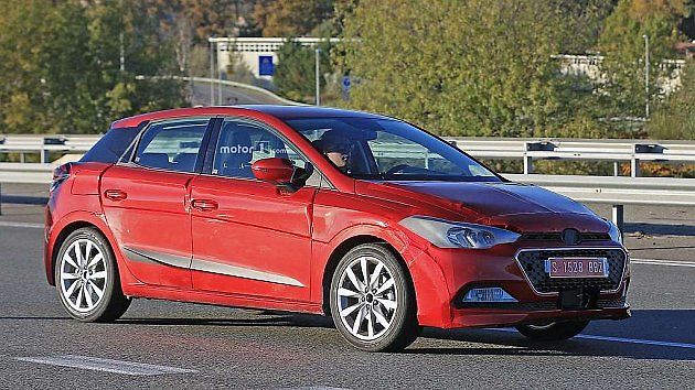 Testovací prototyp nové generace Seatu Ibiza se tváří jako Hyundai i20.