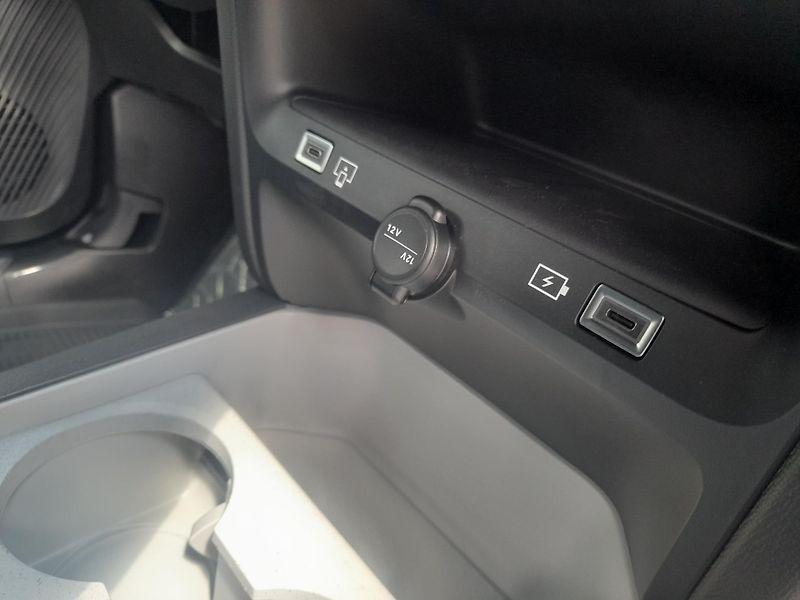 Citroën C5 Aircross (2026) PLUS Hybrid 145k Automatic - fotka 18 z 49