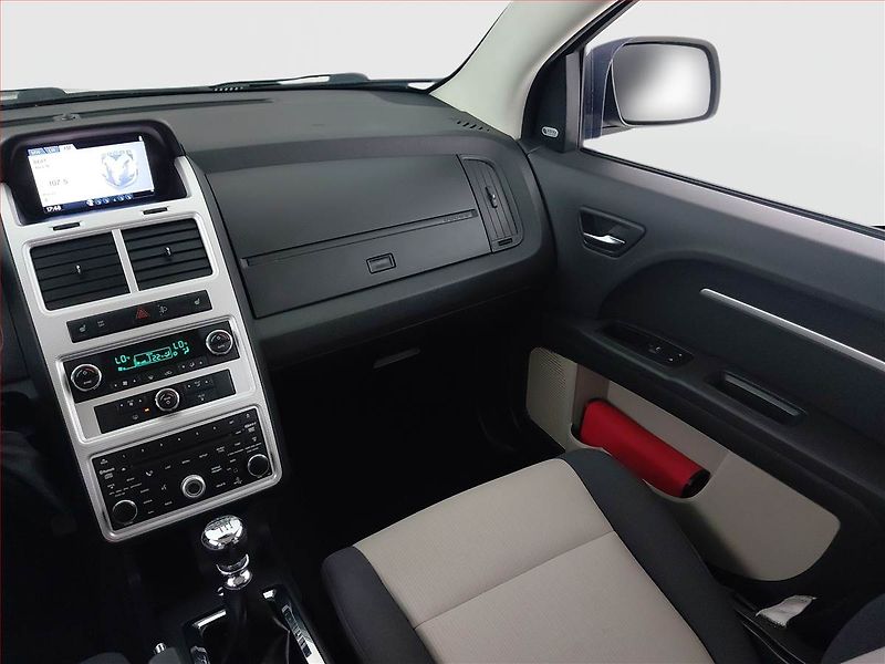 Dodge Journey (2010) 2.0 CRD, 7 míst, Tempomat - fotka 8 z 22