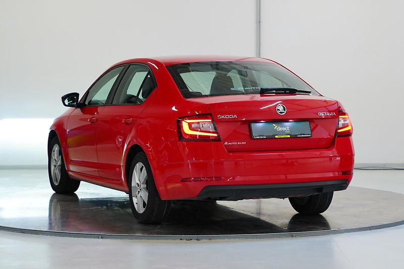 Škoda Octavia - fotka 7 z 25