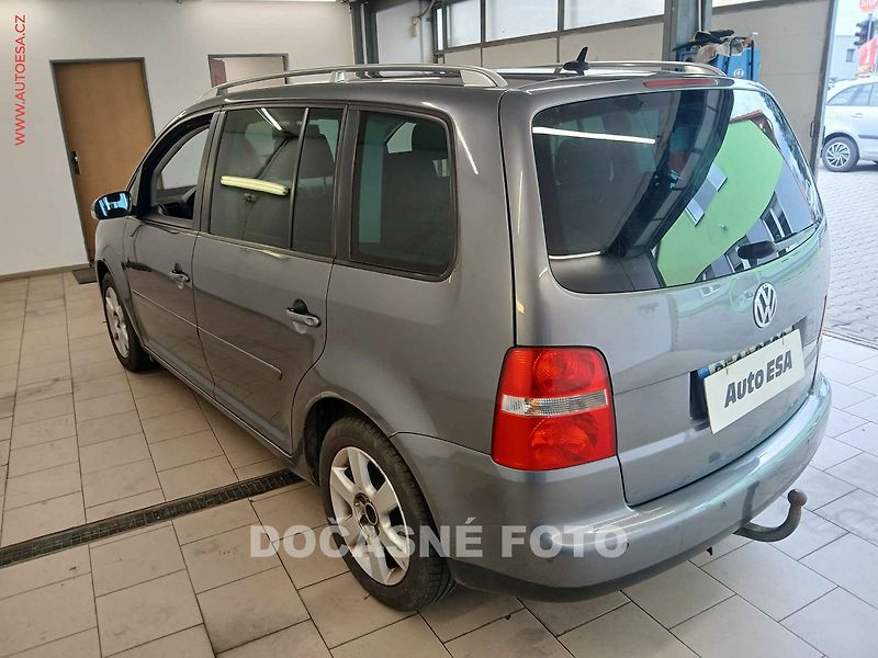 Volkswagen Touran (2005) 2.0 TDi, autoAC, temp - fotka 2 z 3