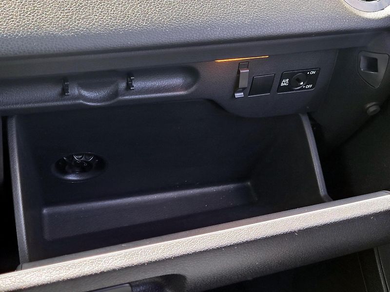 Volkswagen Tiguan 2,0 TDi DSG 4motion SERV.KNÍŽK - fotka 29 z 41