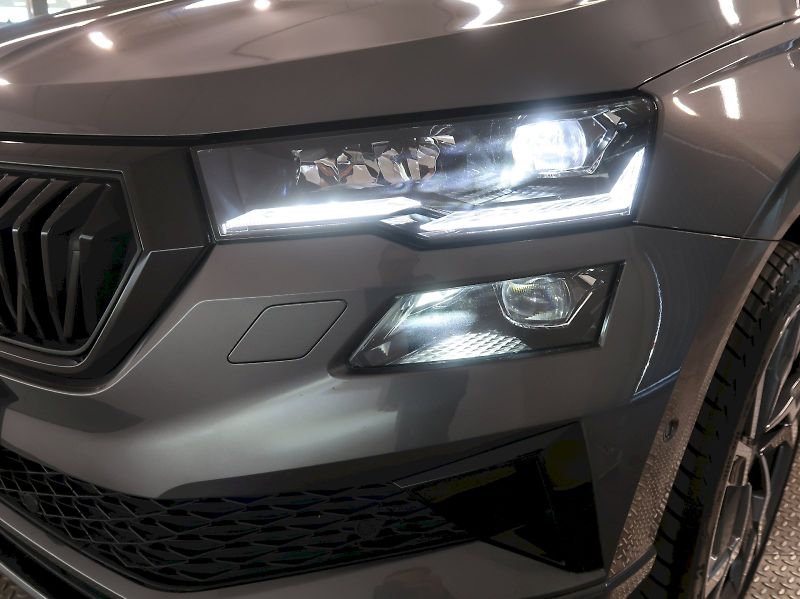 Škoda Karoq (2026) SPORTLINE 2.0TDI 110KW 4X4 DSG - fotka 28 z 35