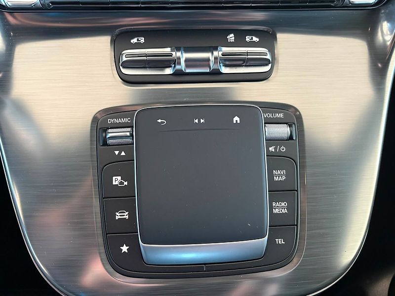 Mercedes-Benz Třídy V 300d 4MATIC Exclusive Long DPH - fotka 28 z 29
