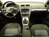 Škoda Octavia (2010) 1.6 TDi, 1.maj, Výhř.sed. - náhled 8