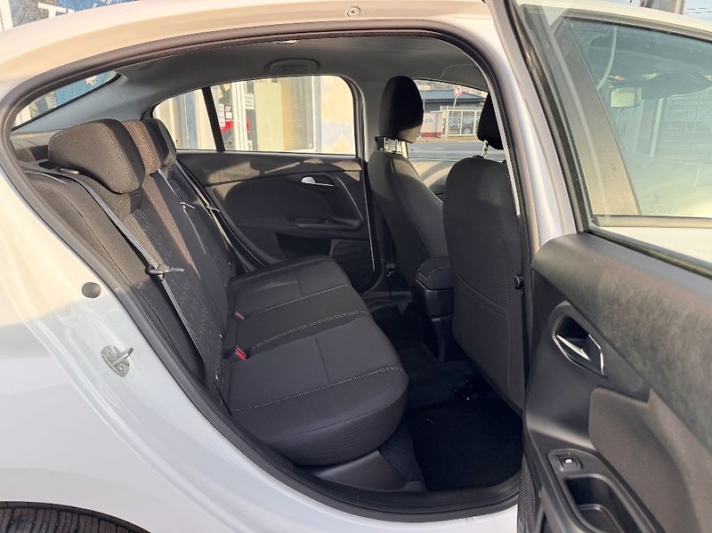 Fiat Tipo (2026) Sedan 1.6 Mjet (130k) URBAN - fotka 31 z 32