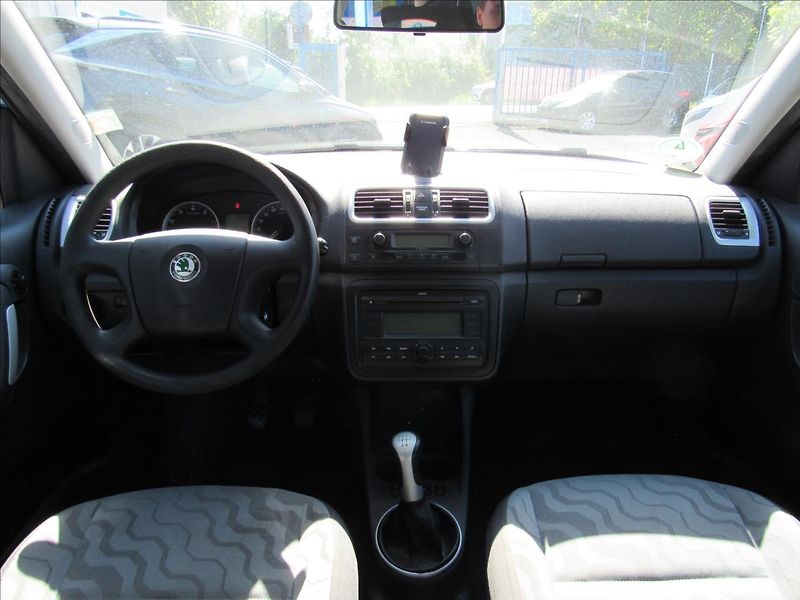 Škoda Roomster 1,4 i 63kW - fotka 11 z 30