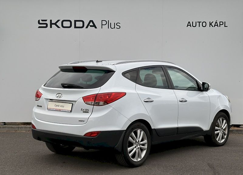 Hyundai ix35 (2010) CRDI 135 kW Premium 4X4 - fotka 2 z 29