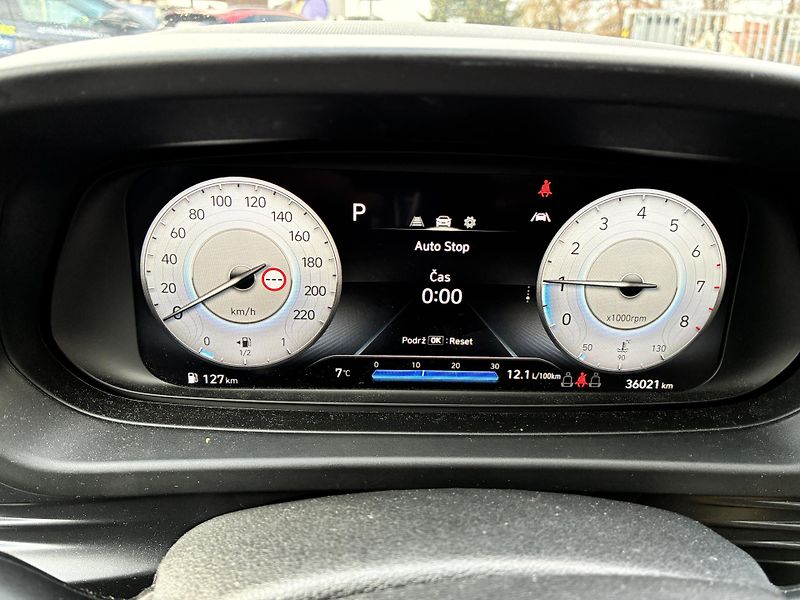 Hyundai i20 1.0T-GDi 74kW AUTOMAT 1MAJITEL - fotka 17 z 29