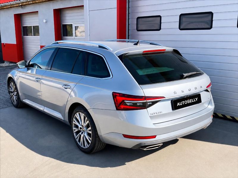 Škoda Superb 2,0 TSi L&K 4x4 DSG 272PS LED - fotka 3 z 14