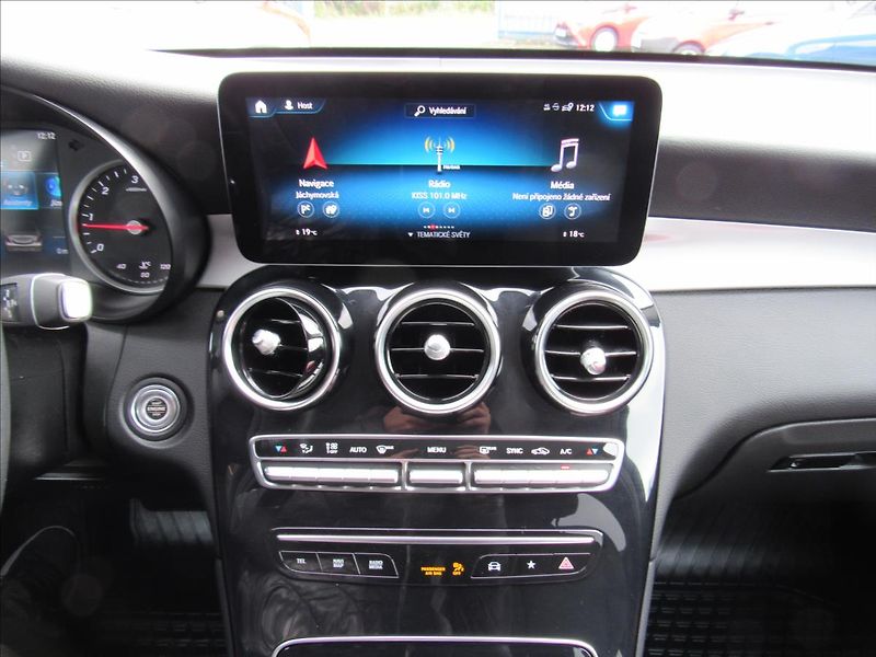 Mercedes-Benz GLC 2,0 CDi 220d 4MATIC - fotka 15 z 44
