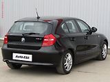 BMW Řada 1 (2010) 2.0D 116D, autoAC - náhled 3