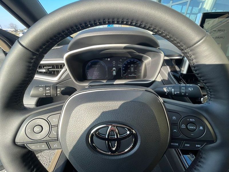 Toyota Corolla Cross 1.8 Hybrid 140 HP STYLE - fotka 22 z 30