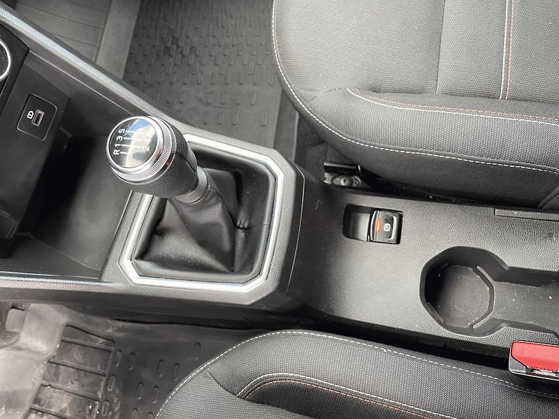 Dacia Jogger (2022) 1.0 TCe,81kW,Extreme,ČR - fotka 22 z 31