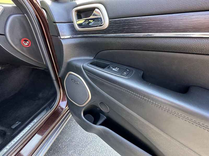 Jeep Grand Cherokee (2015) 3.0CRD/184KW *SUMMIT* H&K *TZ - fotka 28 z 46