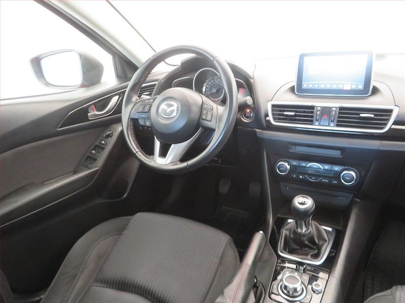 Mazda 3 (2016) 2.0 Skyactiv-G, Serv.kniha - fotka 7 z 15