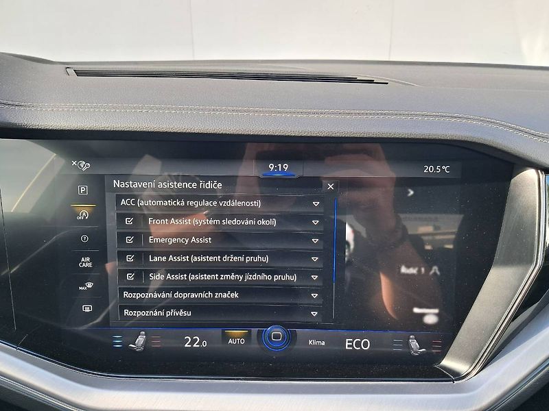 Volkswagen Touareg (2021) ELEGANCE V6 3.0 TDI / 210 kW 4 - fotka 12 z 35