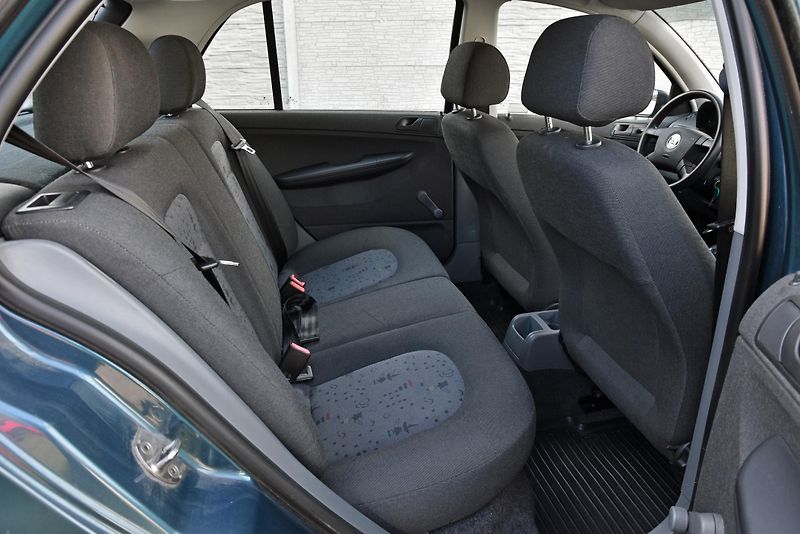 Škoda Fabia 1.2i,BEZ KOROZE,2xSADA KOL,1.M - fotka 26 z 36