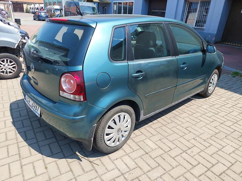 Volkswagen Polo (2006) 1,2-40kW - fotka 4 z 8