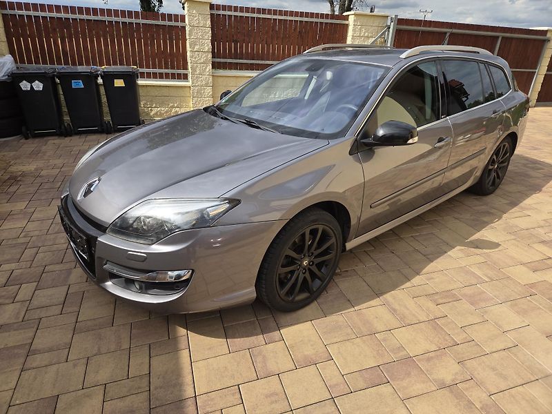 Renault Laguna 2.0dCi GT 131kW BOSE*4CONTROL* - fotka 6 z 38