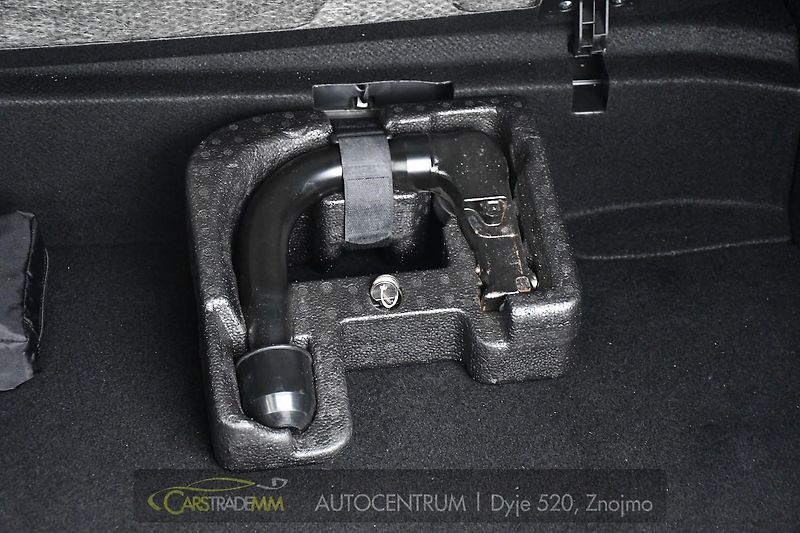 BMW Řada 2 218d ČR 1.MAJ TAŽNÉ - fotka 48 z 55
