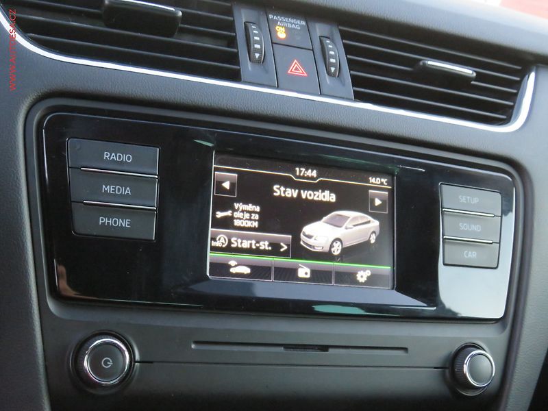 Škoda Octavia (2016) 1.6TDi, ČR, AC, výhřev sed - fotka 17 z 20