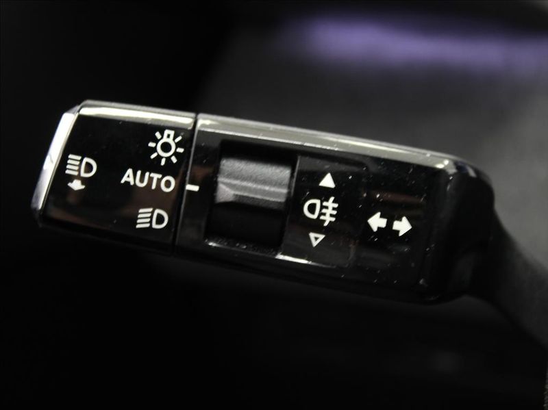 Opel Grandland 1,2 Hybrid 145k. GS-line 17tkm - fotka 19 z 22