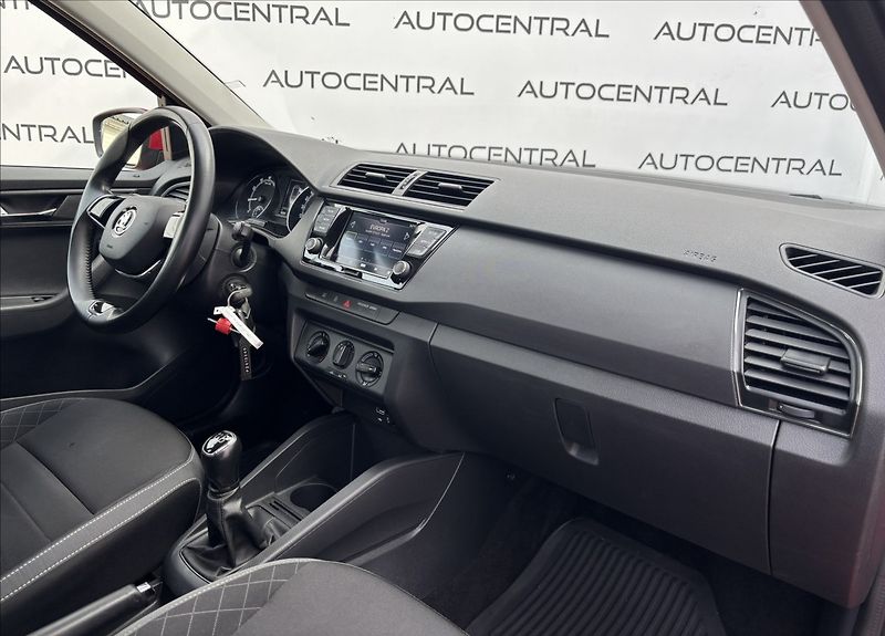 Škoda Fabia 1,0 TSi,1.maj.,ČR,DPH - fotka 18 z 21