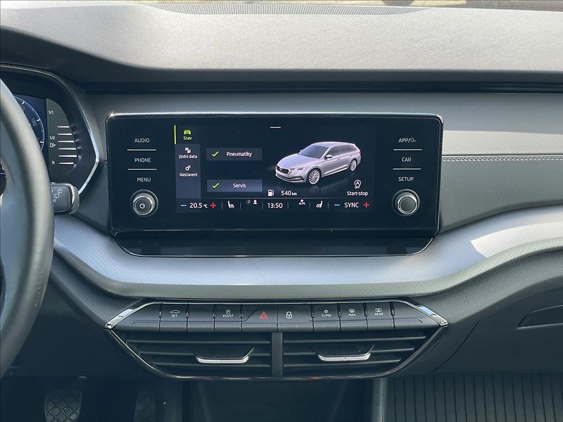 Škoda Octavia 2,0 TDI Combi Ambition Plus - fotka 9 z 21