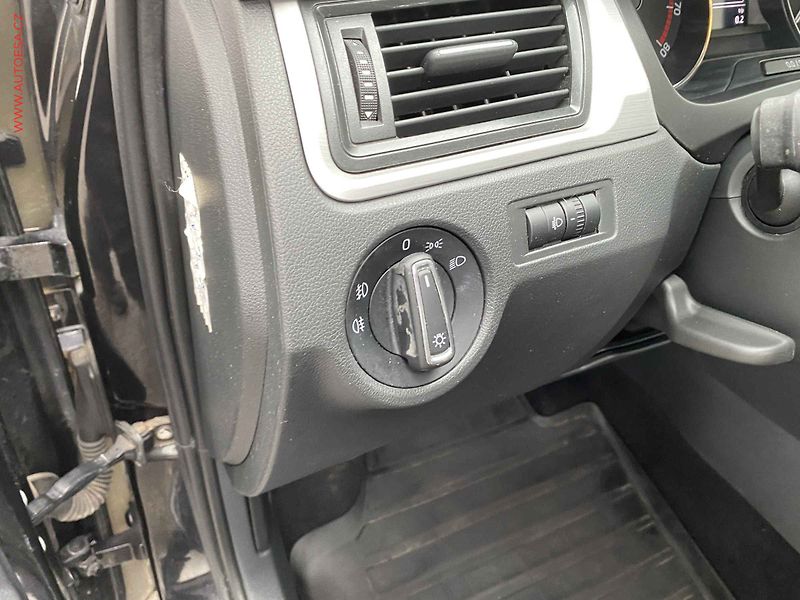 Škoda Rapid (2017) 1.2 TSi, ČR, Ambition - fotka 14 z 15