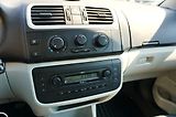 Škoda Roomster (2007) SCOUT 1,6 16V 77 kW - náhled 28