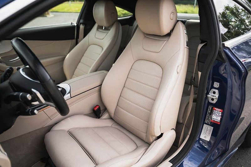 Mercedes-Benz Třídy C (2016) C 300 - fotka 17 z 27